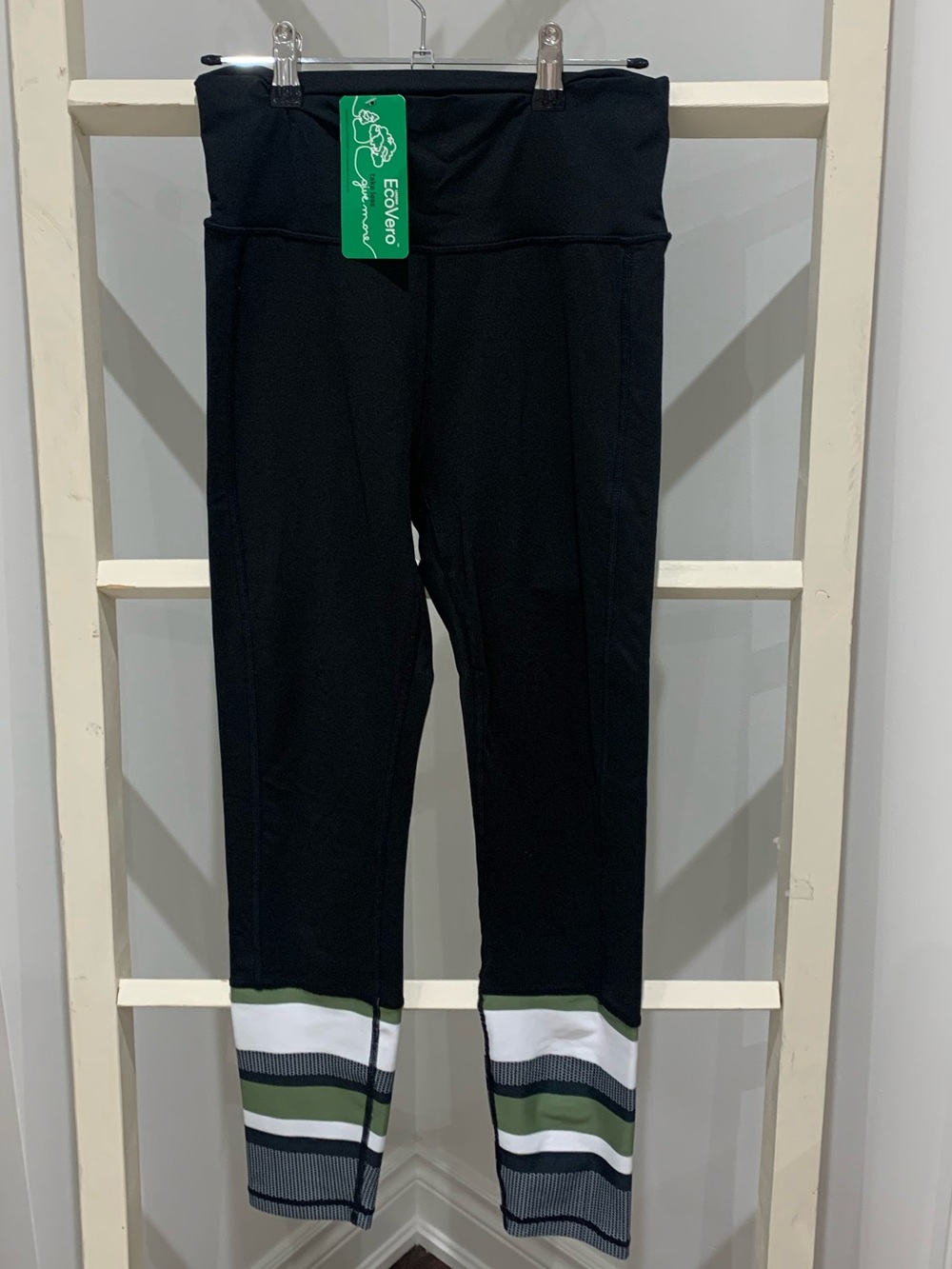 Sarah's Day x White Fox Active "Sezzy Luxe" Leggings